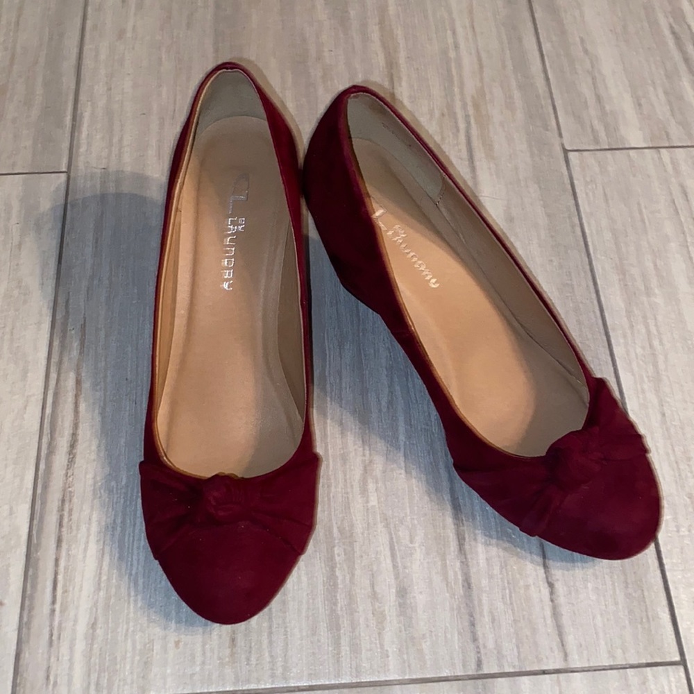 Merlot wedge shoes
